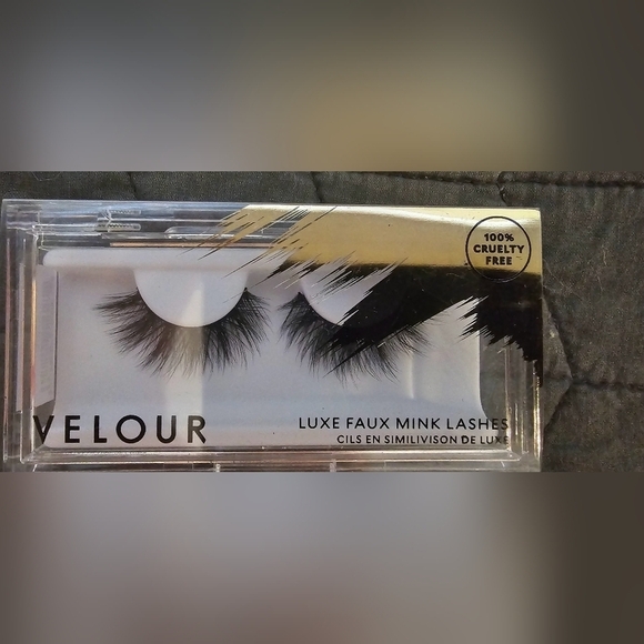 Velour No Filter Luxe Faux Mink Lashes - Picture 4 of 5